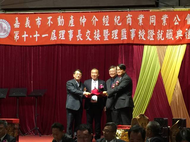 1277412_abaed8d0c251e3dbfd9a54ec387897ef