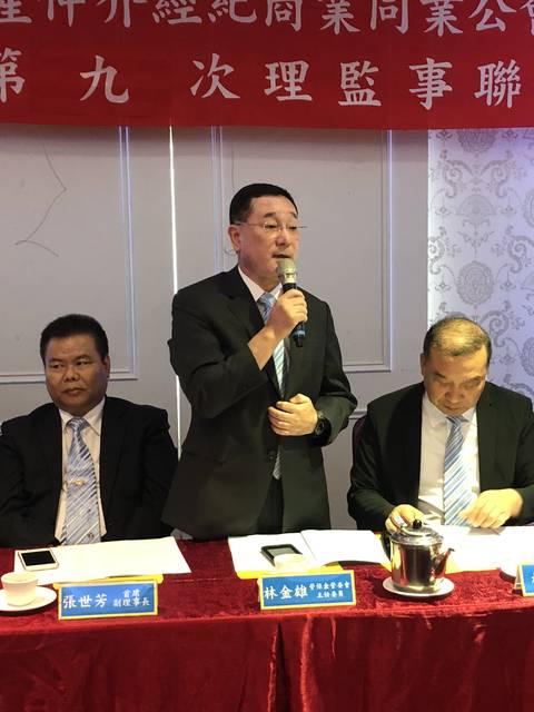 1277528_e669b9740c5c0defca33a7fcb70ba38f