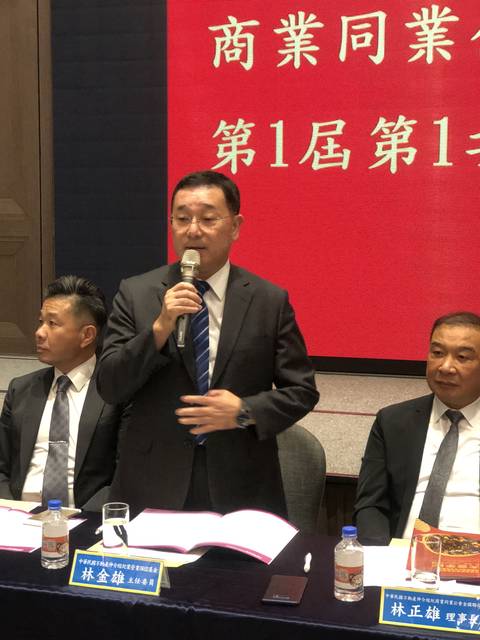 1277740_915cf0ad990948fbb33da65737ec6447