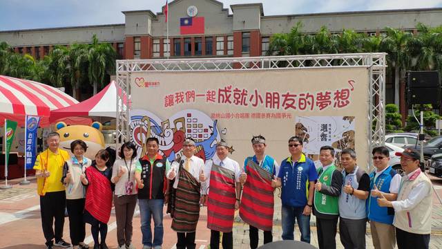 1278132_57ea10d2f2863c042b92066275668fad