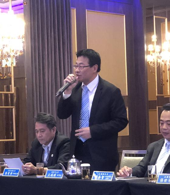 1278692_deb8d0ffd1bd2a6fc0432ecf0e92927f