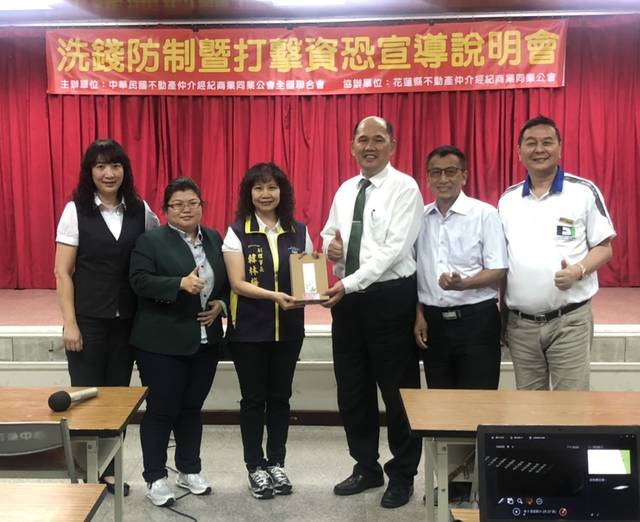 1279755_1573c81ad16b688c3f710ac2cde6860e