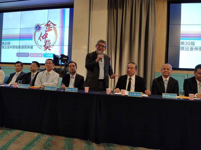 1285136_ea8da36a9989d2b15713a1872f2c8583