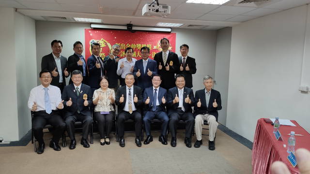 1289587_d6c4d7befd68860b010fa89de6a036dd