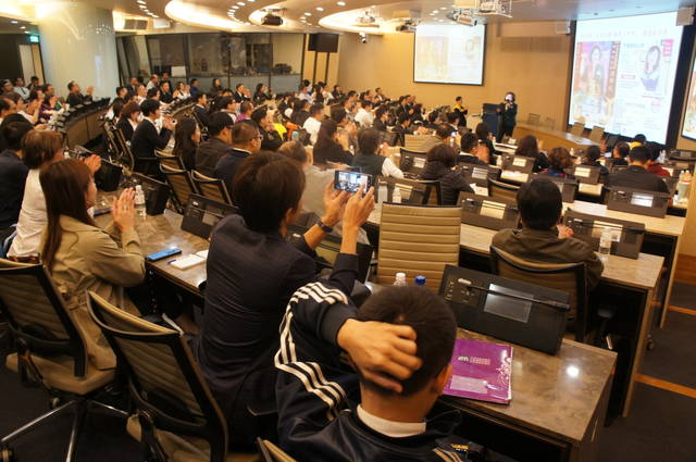 1294090_47425862a81d65e98db4c21b0013ac85