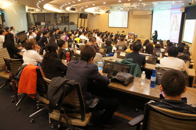 1294094_4a1c37f2cab9758a96ea78edf8490602