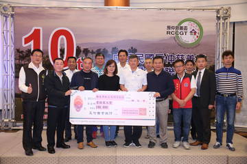 1293652_19cf1034c0a61469078066a32e466ab1