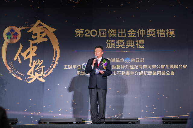 1295152_12ecc7de20ad16fe7e34059ed1c0fd66