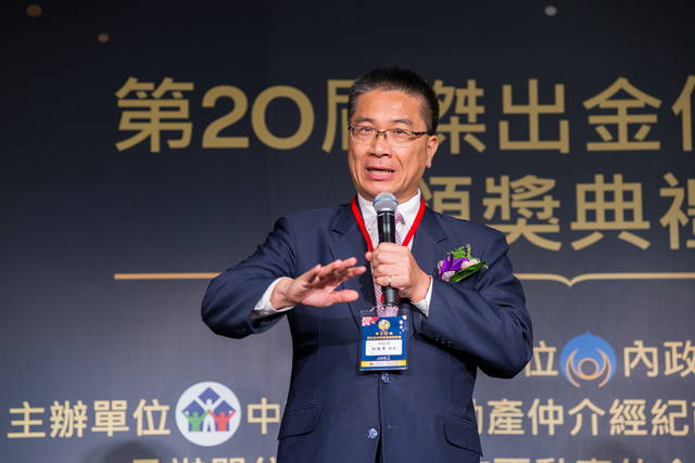 1295155_20460f93c4e54632201986a02a097a23