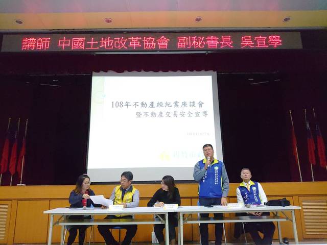 1296424_6e47f836b0dc46fed94d411ba3ad5e93