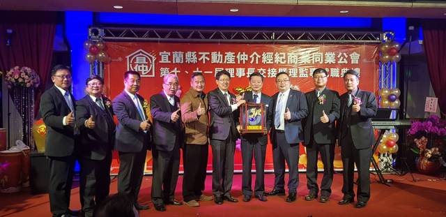 1298217_44519346a09aa9205c90c3101a7b1478