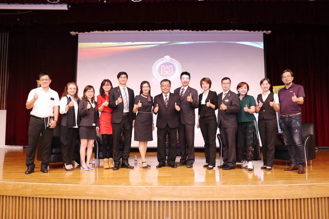 1298340_7d63c9c74973d40aed775c37c7c1aee7