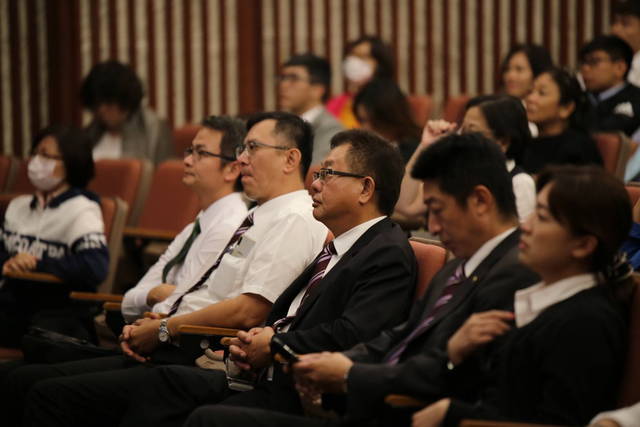 1298345_8bdf5b78c4b4a80de60f74205f6d9587