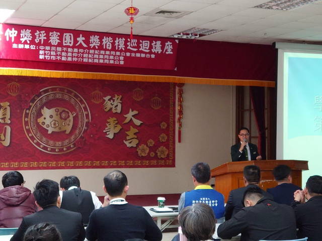 1298394_cab5aa59534944d2d9689d913a602b36