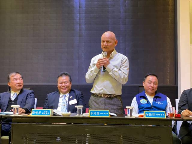 1299711_1fe12354e1ec82c6b216a0735f94a284