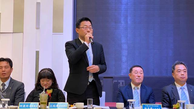 1299714_e7b57f726a4715ad66c10d93e48fac7b