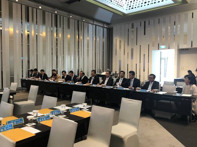 1299919_e620bb43a42e2cf0e7c9bbfa986f71b0