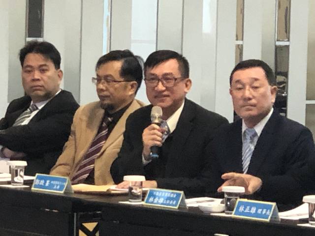 1299922_f266c5c266c513411f05cc8f265420eb