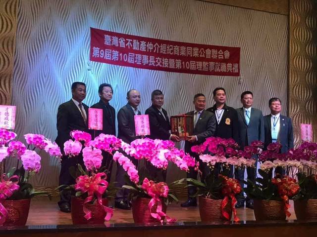 1309296_59ed5246357d550720ec563da214182d