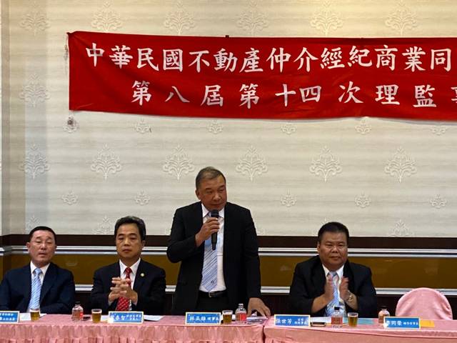 1309386_cfac85c3b0ff5e46abeecf0f3fac0229