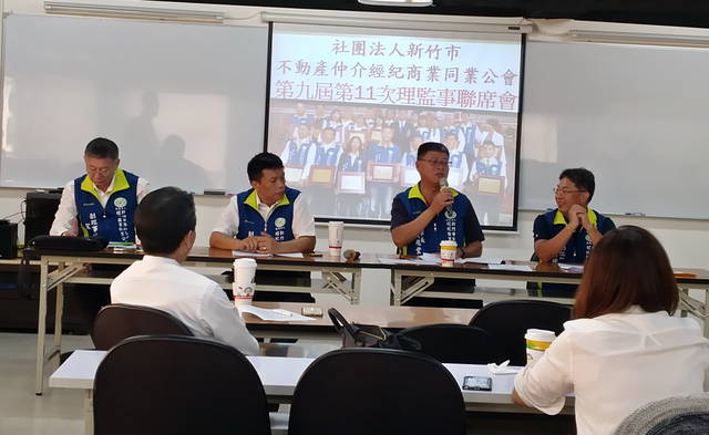 1312797_d82341b79bd1f622f3b0e22094704ef9