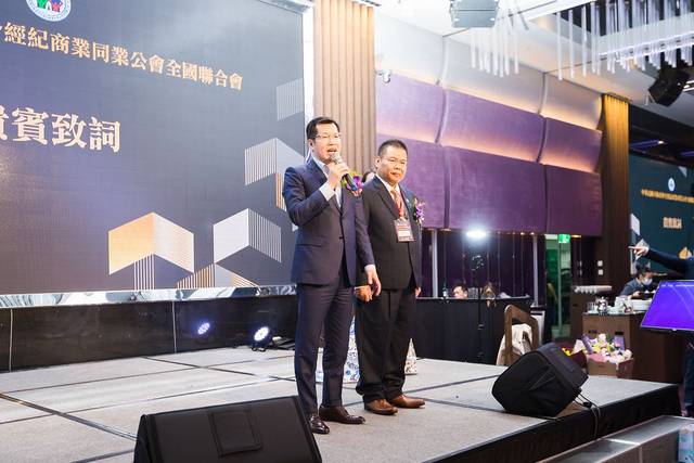 1316235_a8bc6f6d5bac3bf1514ebfc75f6f3076