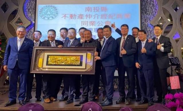 1317216_39e5acf80733bac5e1b63cb04c0856f6