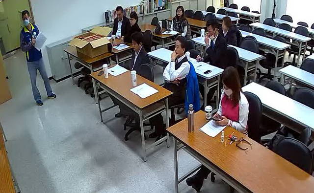 1318340_6737028f9bba88bd3eb439830c0e76ac