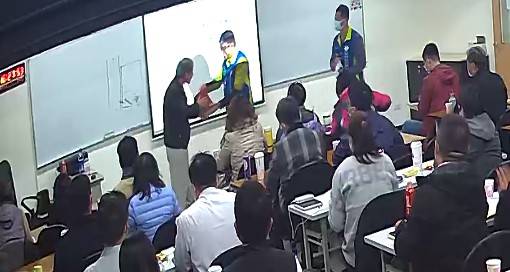 1318345_2575c6f9467064375d5998a58e3c0c2d