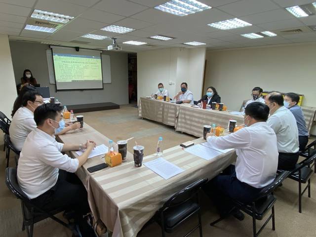 1330950_068930dfe8a63be8c2fbab9585b903ed