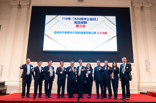 1334568_555854cf9d5e85ba9662c93b94d16465