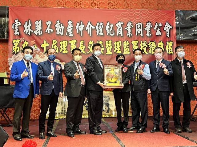 1336562_efacb39f8992b4dd58ea893273eb2fc8