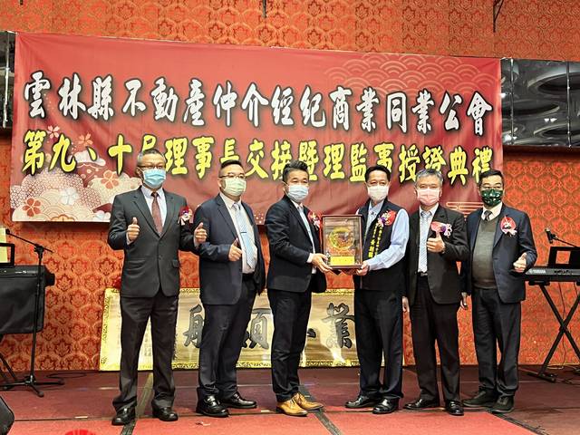 1336563_670d9cd00ce55b1e16f07e47804f7a8f