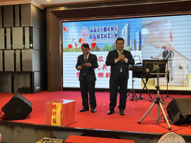 1336567_1e99853d8677f8f9d6201b7b4b30b8c2