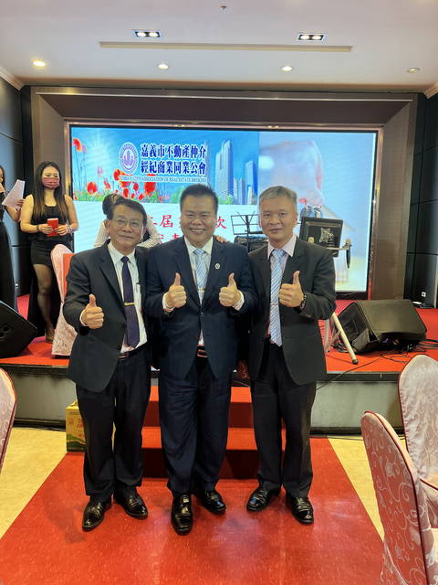 1336571_c0fb0e7175ba620b38f88a8879326ebc