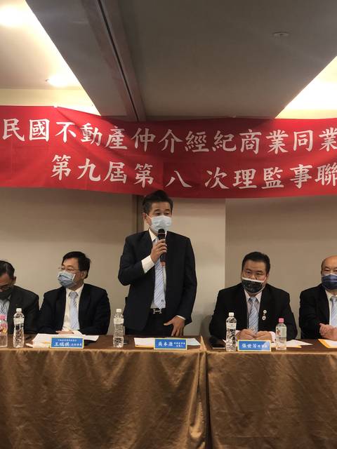 1340089_0c838ff742c73f4d23e72a7a0fede078