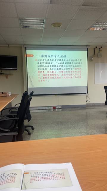 1348270_5d7cb3bbfb7f62140756fcbf54392690