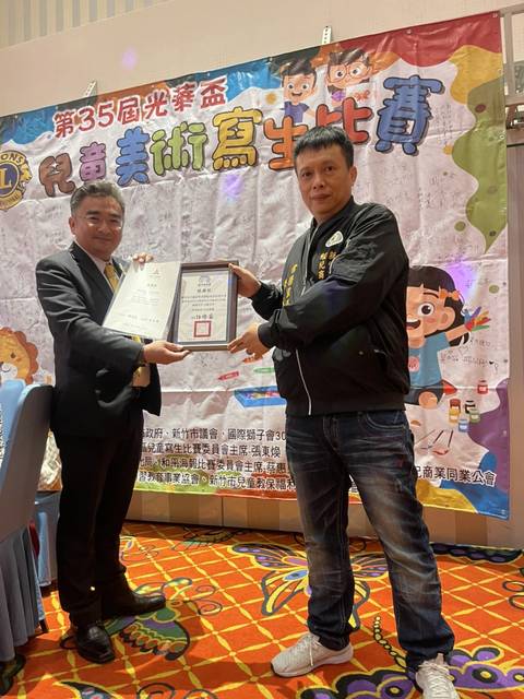 1349329_a6e5987e2bd1e0b1698760a2bed497d4