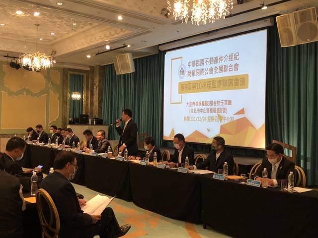 1350884_54c5328e4bef5c04e67fa24e0618d0c2