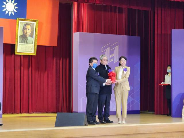 1352046_3e4e0ac48627c759700813e6781865ca