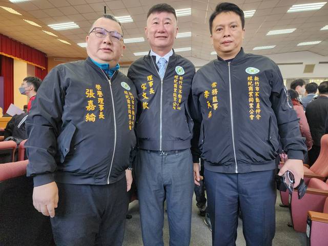 1352047_5dd7211839e0b8472b644d796231b5c5