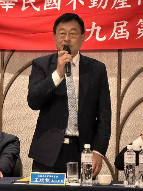 1356052_3c1643872a134a1a654bbfe8b39e1826