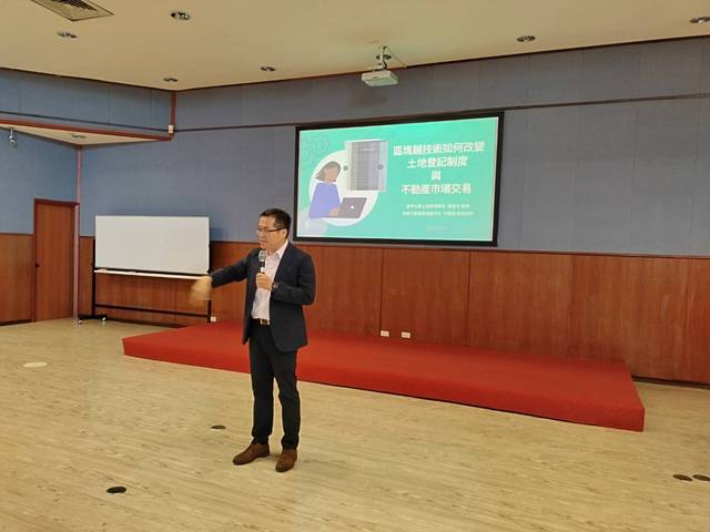 1357185_9eccf78d5b6e9fbd9c20c8e5700c097c