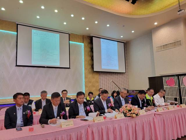 1362252_87b9e0b59981466b5dd28ef5c9e6d261