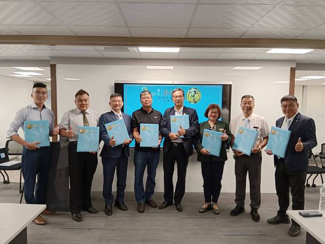 1362784_301a8e0bf90ca844b558142a67e1519b