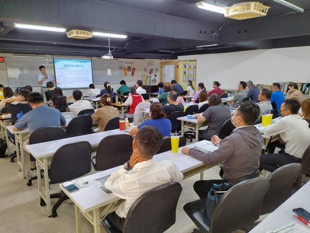 1363552_b0a3d944079ff87c57b9df1e2f7e0773