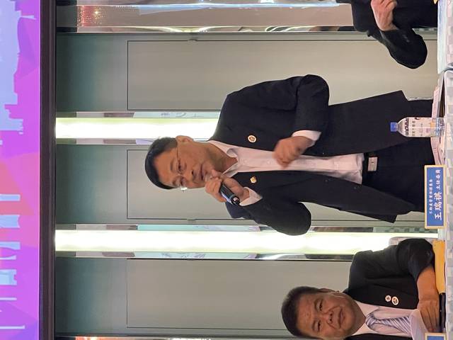 1364590_e9109e3a6c01b582e603aa6d886d5255