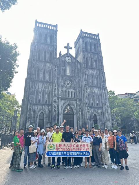 1364666_aa590831945f176e18fc4551e0bf9076