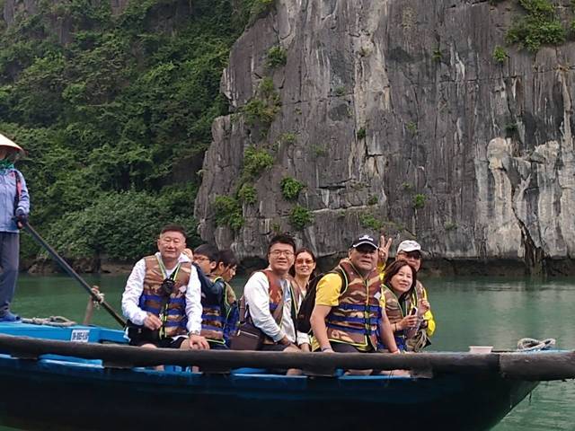 1364672_2a16325ef13e52ca54079940d3605b92