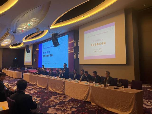 1366514_f26e9a52f25147b2a27613a8f80a4a8b